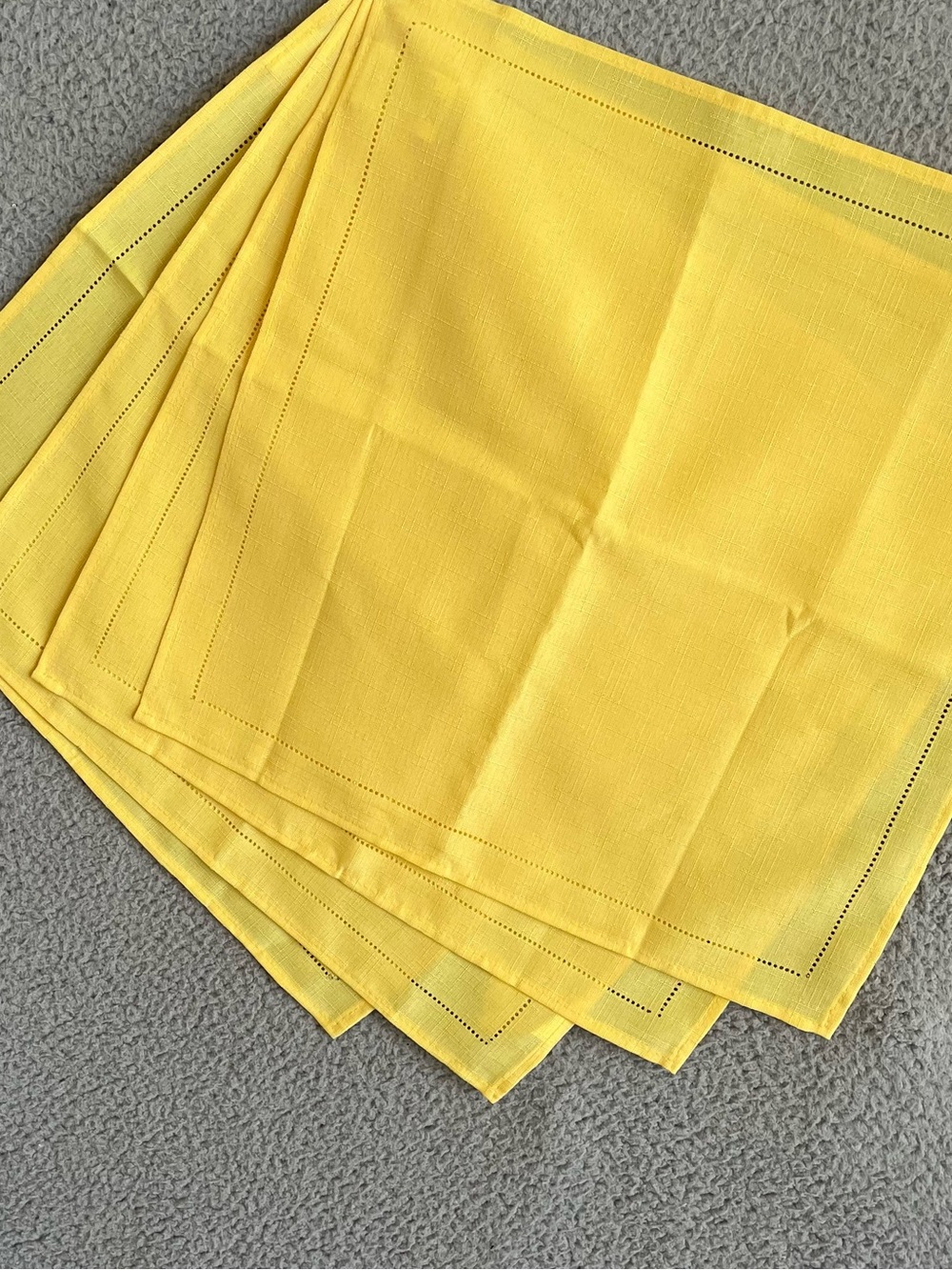 RE MIX Dinner Napkins Set of 4 Yellow